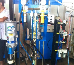 双组份打胶机的日常维护要点